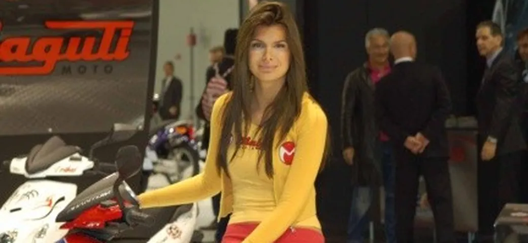 Eicma 2007: le ragazze del salone - 1a parte