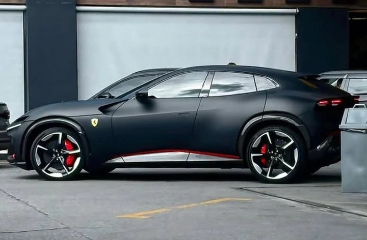 Neymar arricchisce la sua collezione con la più esclusiva delle Ferrari