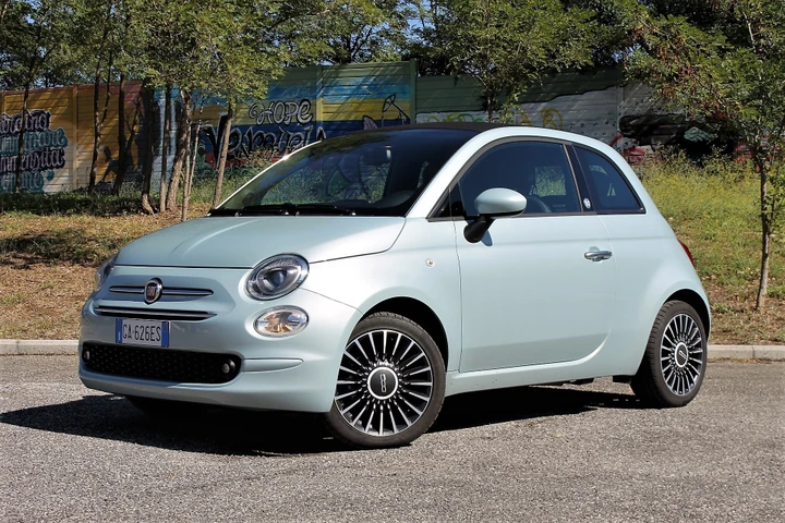 Fiat 500C Hybrid Launch Edition: la prova su strada