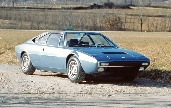 Ferrari Dino: la storia del modello GT4