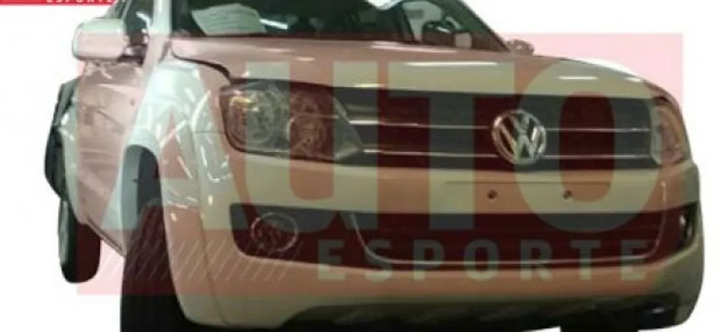 Volkswagen Amarok: foto spia senza camuffature