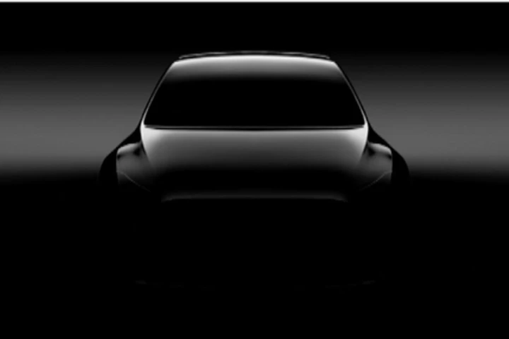Auto elettriche Tesla: Model Y debutta il 14 marzo