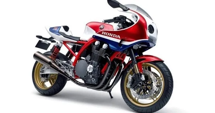 Honda CB900R in arrivo nel 2016