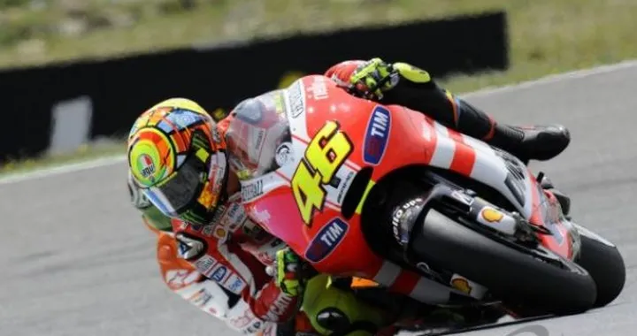 Rossi: "questo è il massimo che ora possiamo fare ". Hayden: "avevo difficoltà nello scalare le marce".