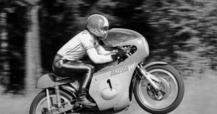 Motomondiale: i grandi ritiri di Guzzi, Gilera, Mondial (1957) e MV Agusta (1960). Arrivano i giapponesi. Poi Agostini