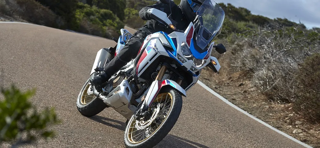 Mercato moto 2020: in Italia ci si 