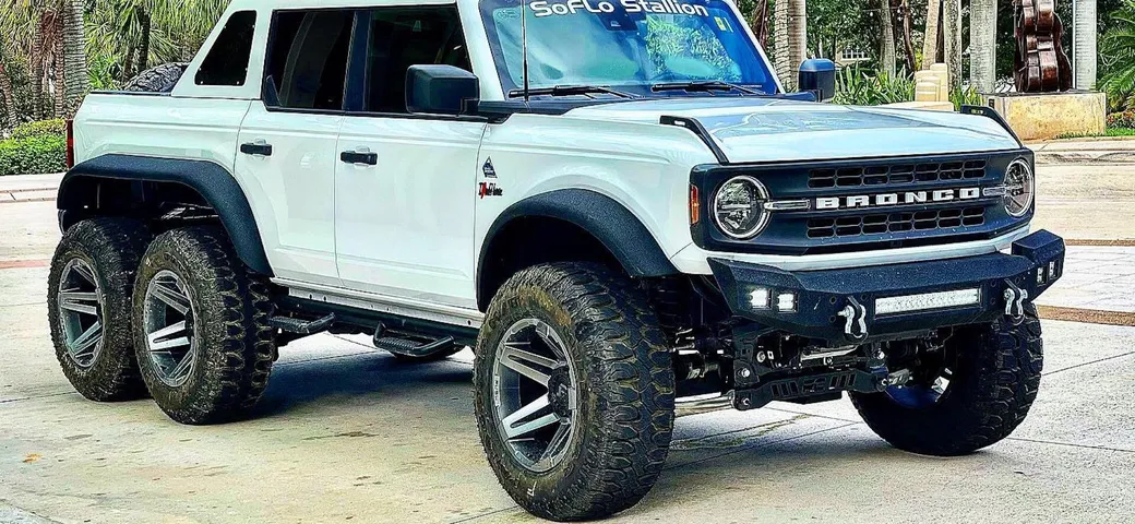 Ford Bronco 6×6: svelato il nuovo “mostro” off-road
