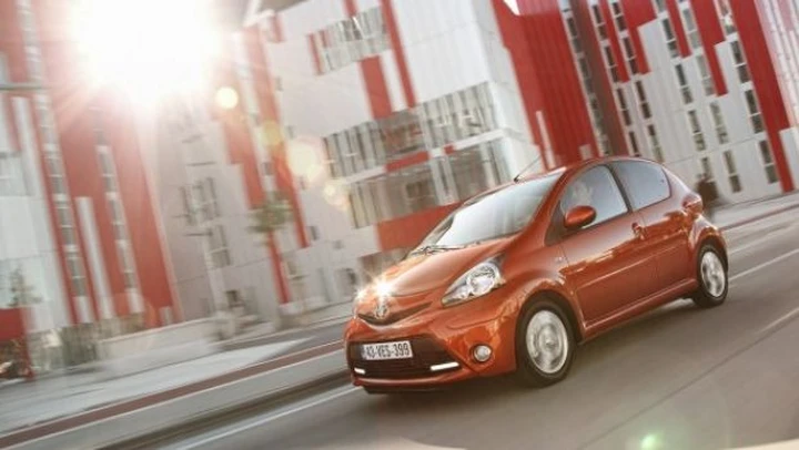 Listino Prezzi Toyota Aygo 2012