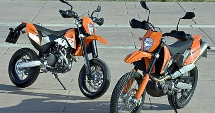 KTM 690 Enduro e 690 SMC