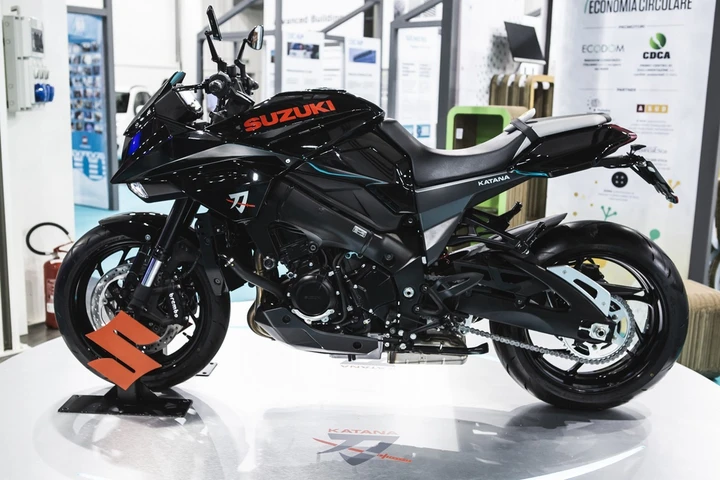 Suzuki Katana alla Milano Design Week 2019