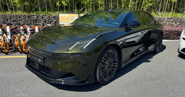 12.886 ordini in poche ore dal lancio: boom per la nuova berlina plug-in