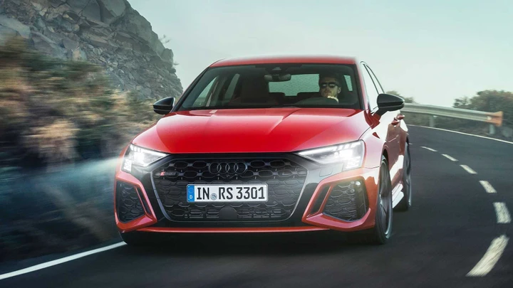 Audi RS3 2021: la nuova sportiva compatta da 400 CV