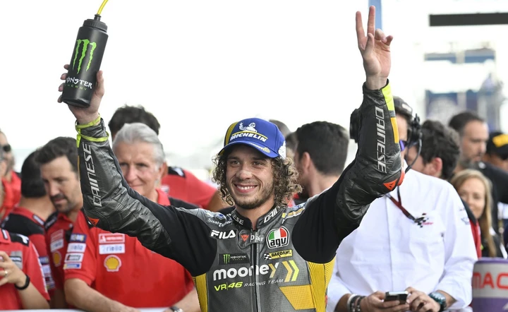 Bezzecchi in pole a Buriram: 