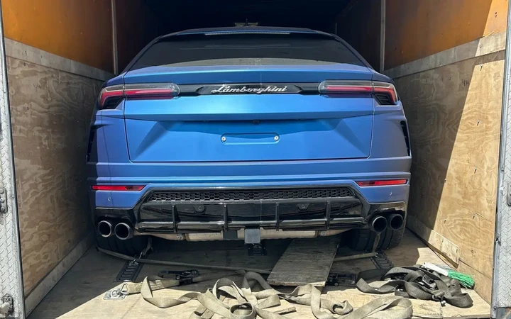 Lamborghini Urus rubata in Wyoming: il modo in cui è stata ritrovata è sorprendente