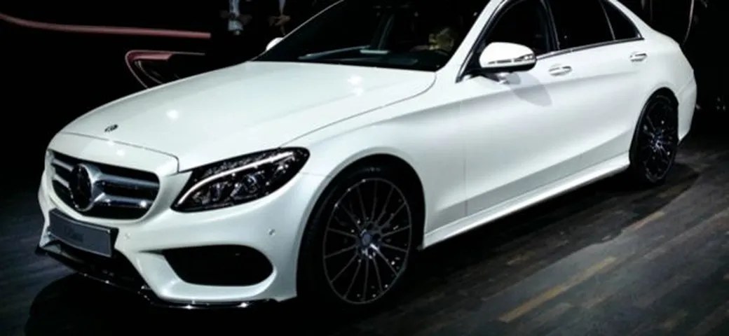 Mercedes Classe C 2014: foto e video live dal #MBRT14