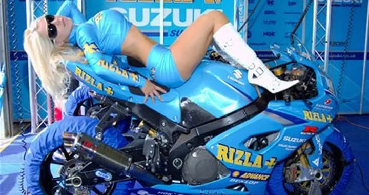 Rizla! che Girls!