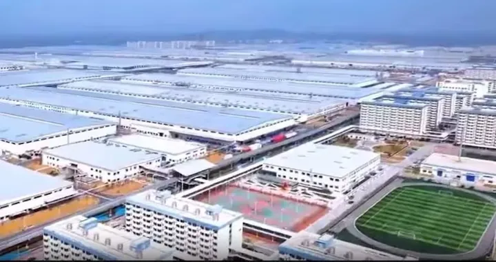 La nuova fabbrica di BYD è grande come una metropoli italiana
