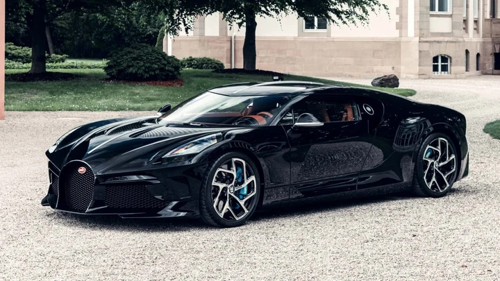 La Bugatti La Voiture Noire venduta dall'erede di Piech: valore abnorme