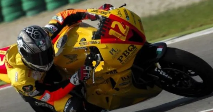 STK600: Riccardo Cecchini rinnova Azione Squadra Corse