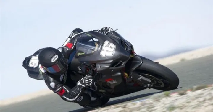 WSBK: il vento disturba il 2° giorno del test Suzuki ad Almeria