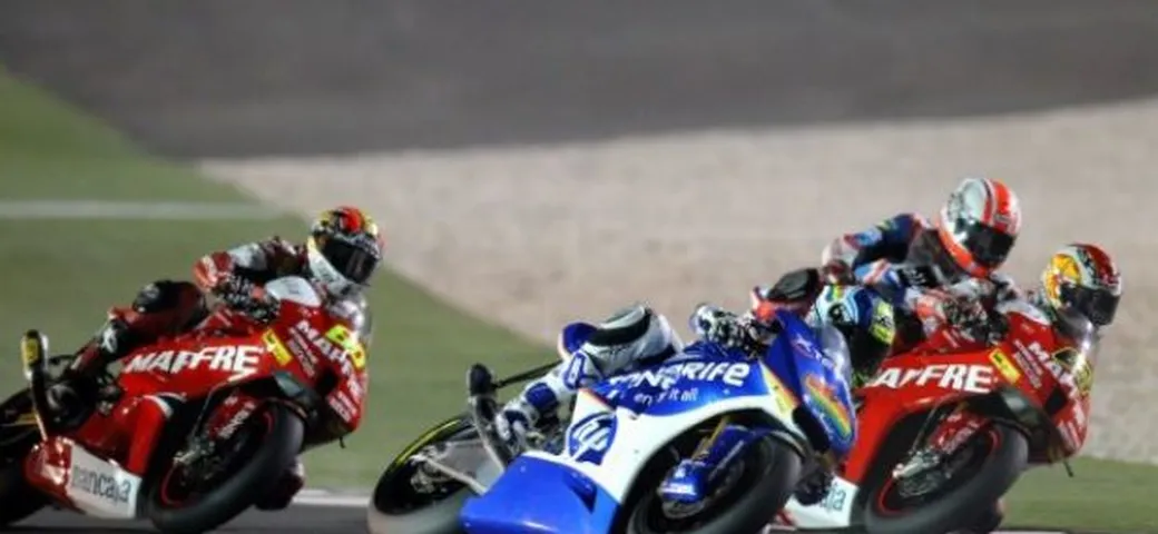 125/Moto2: in Qatar si farà il warm-up il sabato notte, i piloti: 