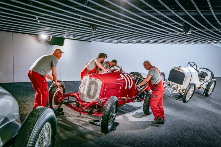 La Mercedes rossa che vinse la Targa Florio del 1924 torna ai vecchi fasti