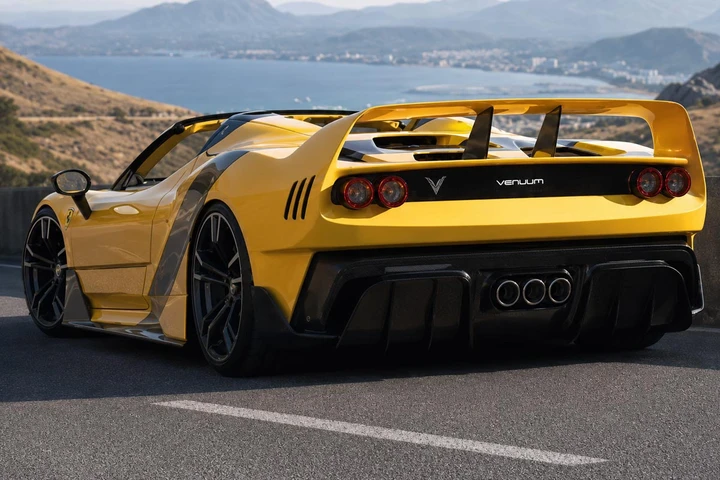 La Ferrari F40 Spider che non è mai esistita prende vita con 1.100 CV