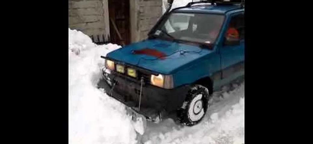La Panda spazzaneve in Abruzzo