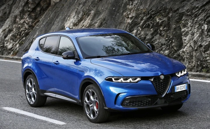 Mercato auto italiano: storico sorpasso dei SUV sulle berline