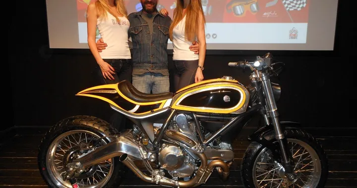 EICMA presenta lo Scrambler Ducati di Radikal Chopper