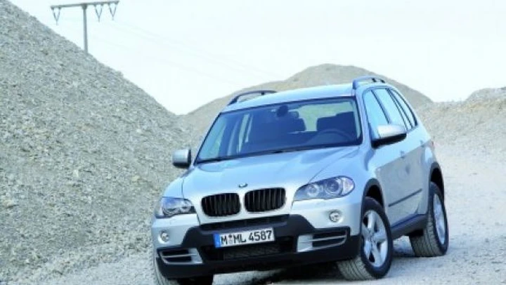 BMW X5: arriva un' edizione limitata per festeggiare i 10 anni del modello