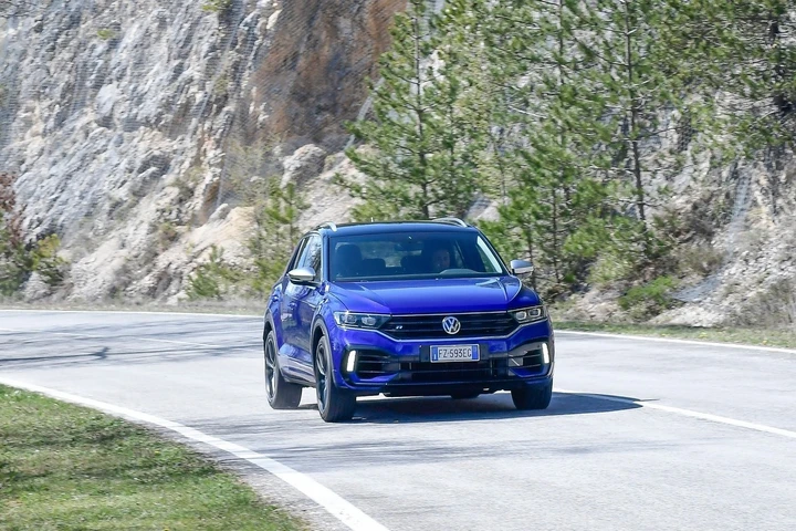 Volkswagen T-Roc R: la prova su strada