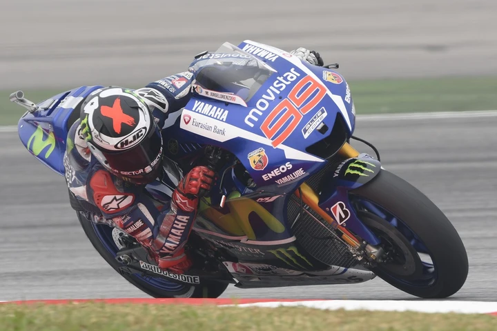 MotoGP Sepang 2015, Lorenzo: bisogna dare a Rossi una grande penalità
