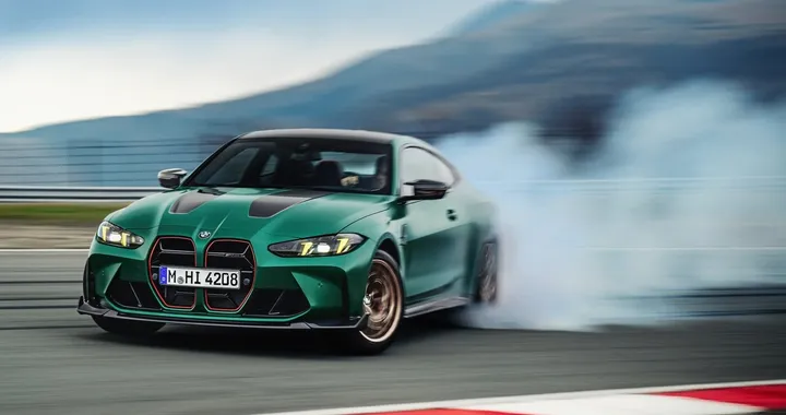 Nuova BMW M4 CS: un carico di adrenalina con il 6 cilindri da 550 CV