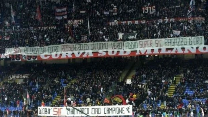 L'ultimo saluto a Marco in diretta TV e web. A Milano anche la curva sud celebra SuperSic
