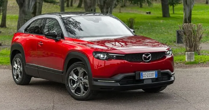 Milano Motor Show 2021: Mazda punta su elettrificazione e offerte dedicate