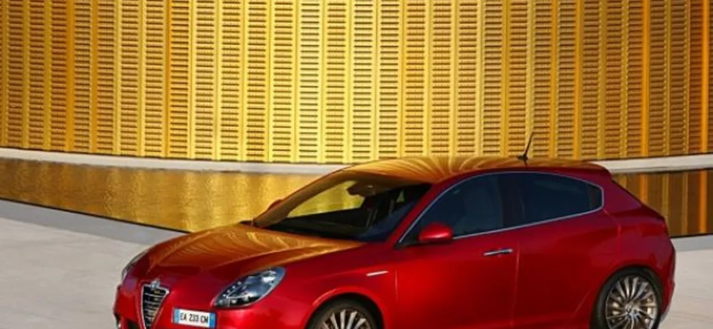 Alfa Romeo Giulietta: Fiat prende posizione e circoscrive il problema all'acceleratore