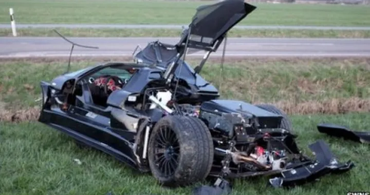 Gumpert Apollo: spaventoso incidente per un esemplare in Germania