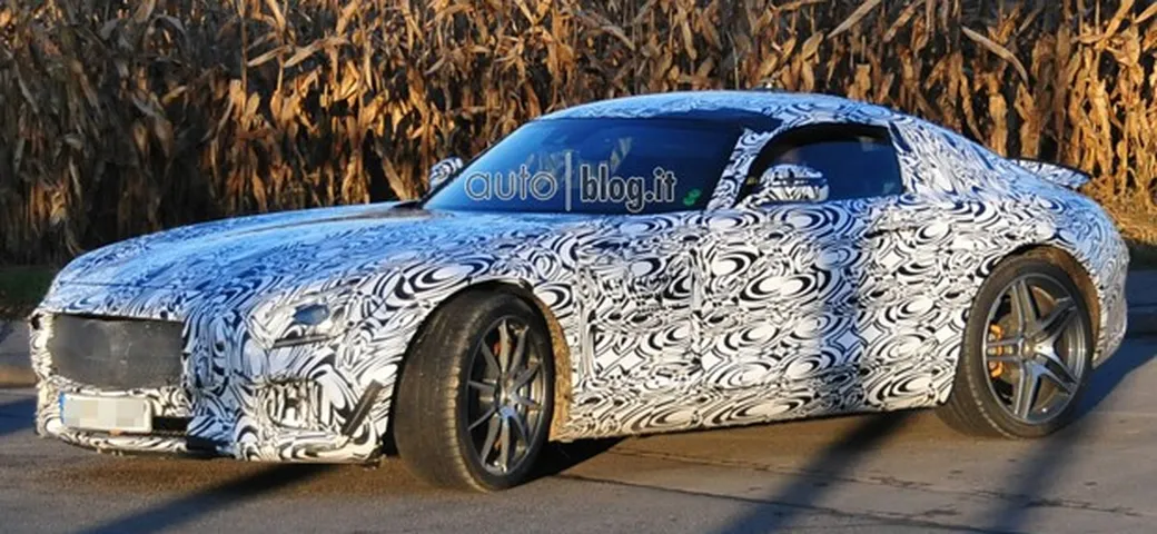 Mercedes SLC: informazioni e foto spia