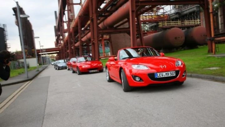 Mazda MX-5: 459 auto hanno partecipato al raduno 2010 di Essen