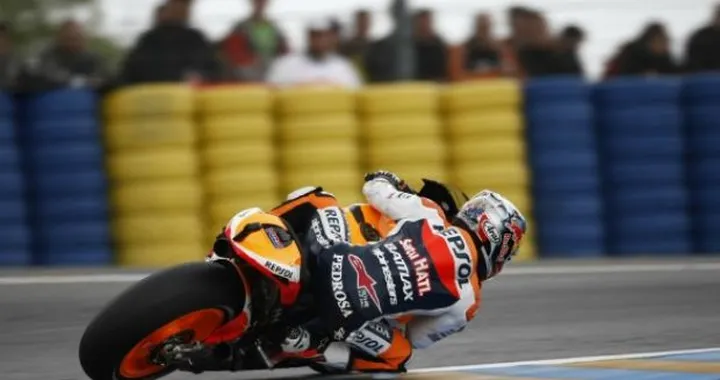 Le Mans, qualifiche a Pedrosa. Stoner "solo" secondo. Dovizioso in prima fila. Rossi apre la terza fila (+1.269)