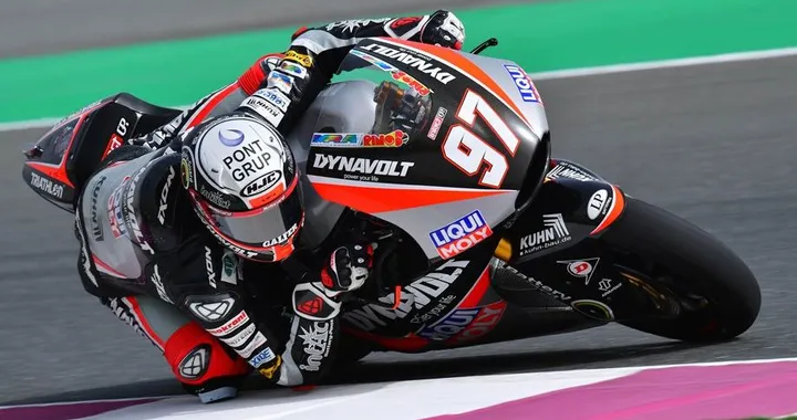 Moto2, Argentina: Vierge beffa Baldassarri e si prende la prima Pole