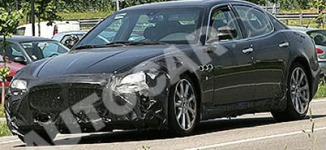 Maserati Quattroporte: ancora foto spia del facelift