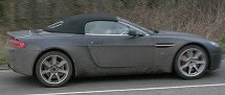 Aston Martin Vantage Convertible