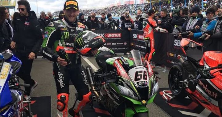SBK Assen 2016: strepitosa Superpole di Tom Sykes, Giugliano in 1a fila