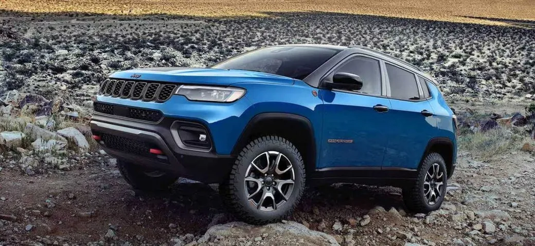 Jeep Compass 2025: il futuro elettrico del marchio americano