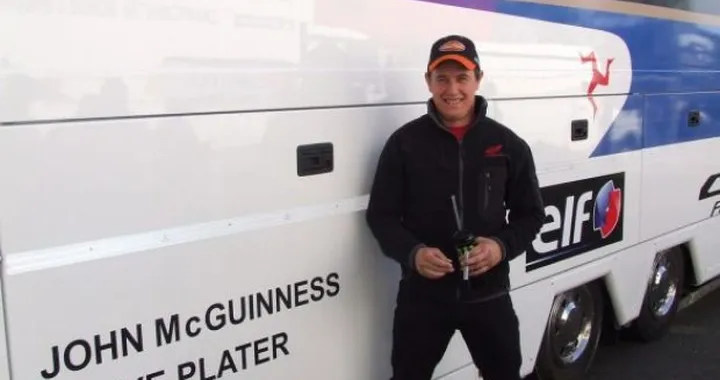 Intervista a John McGuinness, il pilota del Tourist Trophy al Bol d'Or 2011