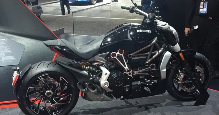 Ducati XDIAVEL 2016 al Salone di Detroit