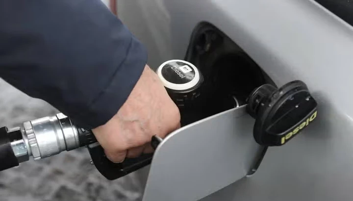 Le previsioni di spesa per gli automobilisti nel 2026: diesel più caro