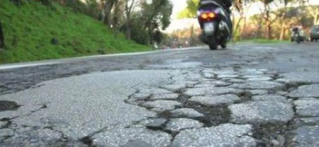Un milione di buche da tappare...